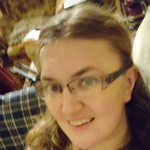 Meet your Posher, Leeann
